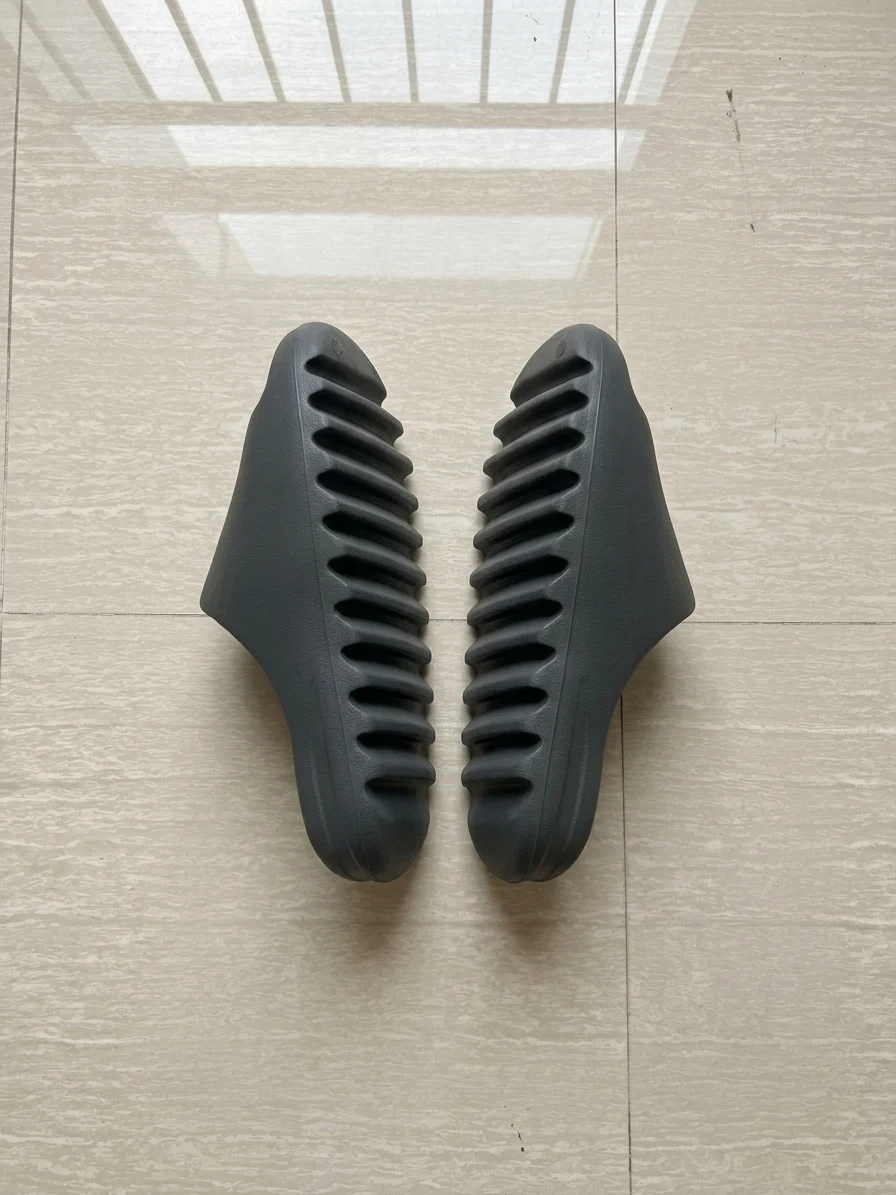 Canada clothing & shoes: arrival photo 17